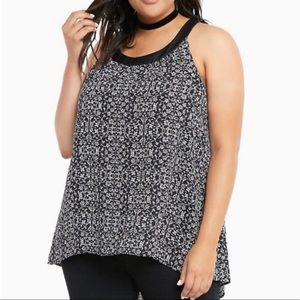 Torrid tank top with high low detail